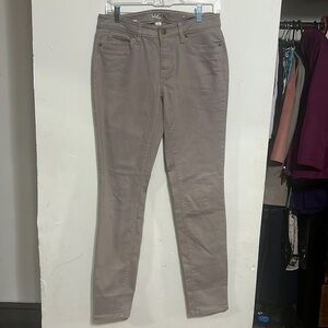 🎄Loft Outlet Curvy Skinny jeans